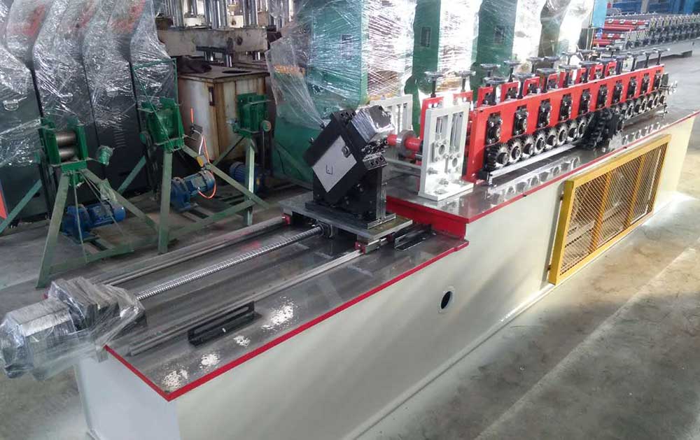 UD28-27 Roll Forming Machine (UD 28-27)