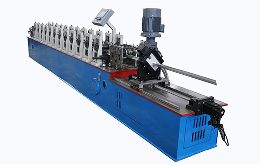 Máquina para techos trapezoidal